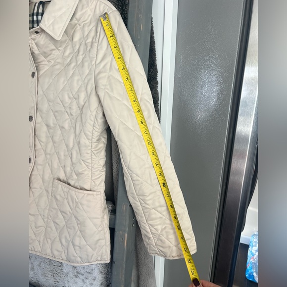 Classic Burberry diamond quilted jacket - Picture 11 of 13